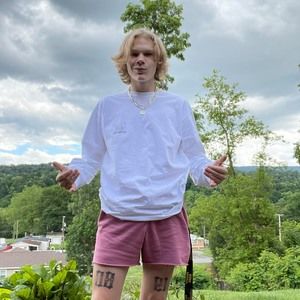 Meet your Posher, Bobby